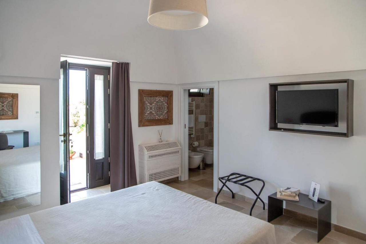 Ottolire Resort Locorotondo Exterior photo